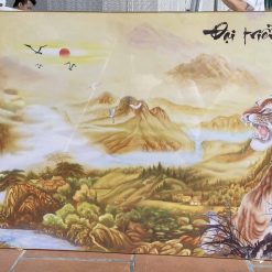 Tranh tráng gương Hổ Và Núi Vàng